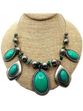 Boho Faux Green Turquoise Bead Necklace Silver Metal Coastal Cowgirl Summer Edgy
